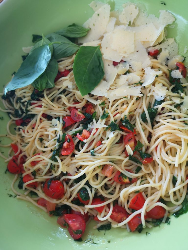 summer pasta herbs tomato sonia cabano blog eatdrinkcapetown